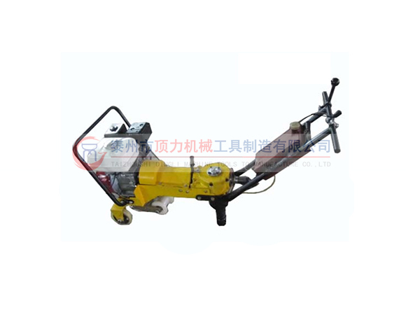 NLB-300型（涂油）內(nèi)燃單頭扳手